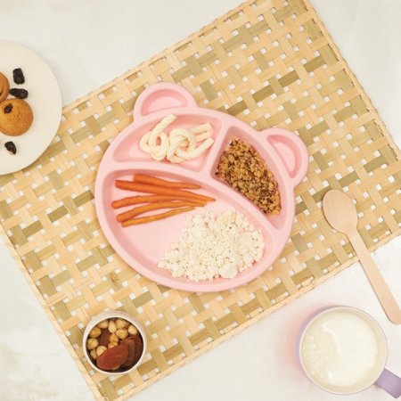 طبق طعام سيليكون بريميوم باندا من كاراكا